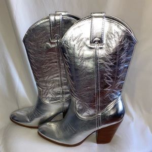 Miranda Lambert Sz 9 Silver Metallic Heeled Boots